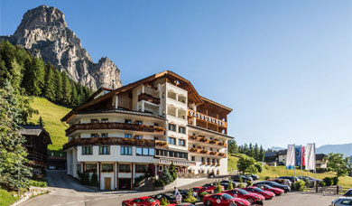 Holidays in Alta Badia at the Hotel Sassongher at Corvara
